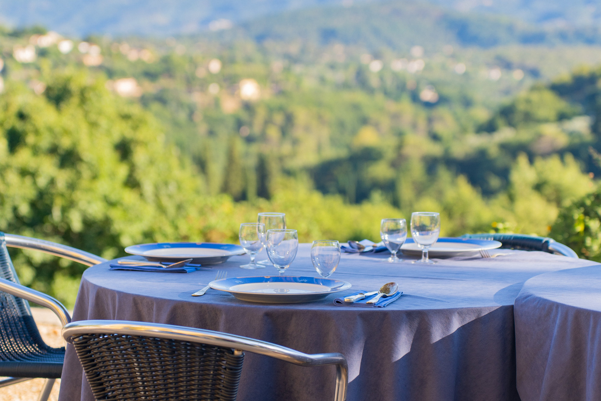 Table d'hôte - terrasse (1)